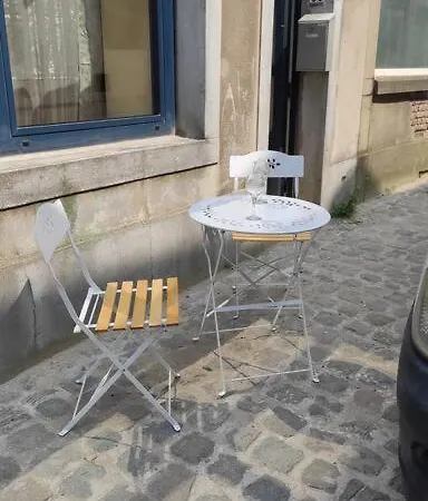 Piece De Sejour Au Rez A L'etage דירה Thuin