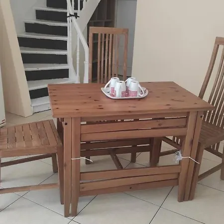 Piece De Sejour Au Rez A L'etage * Thuin